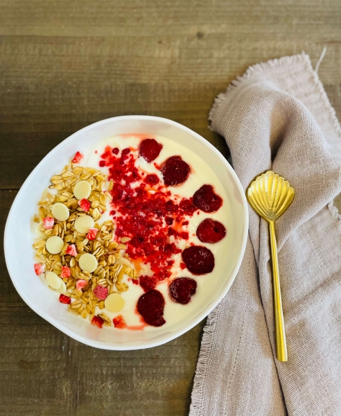 Crunchy Müsli Erdbeere Weiße Schokolade